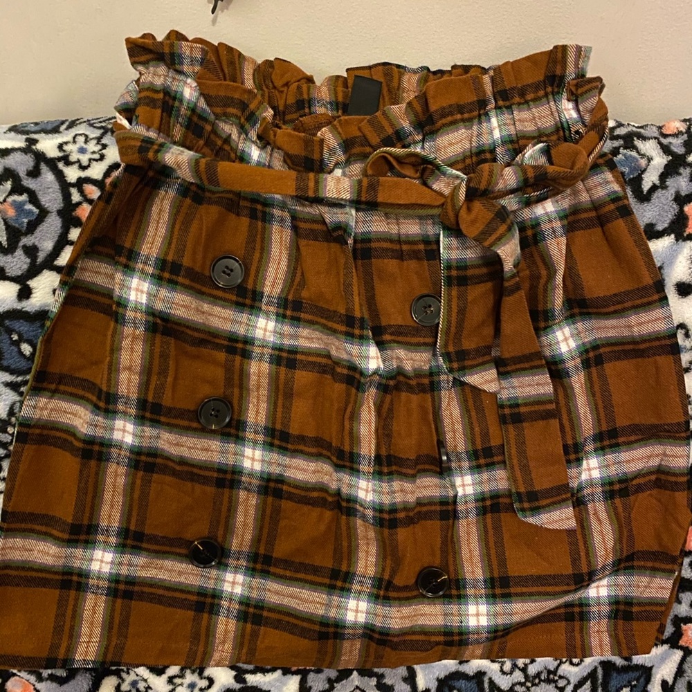 Skirt - Picture 2 of 2